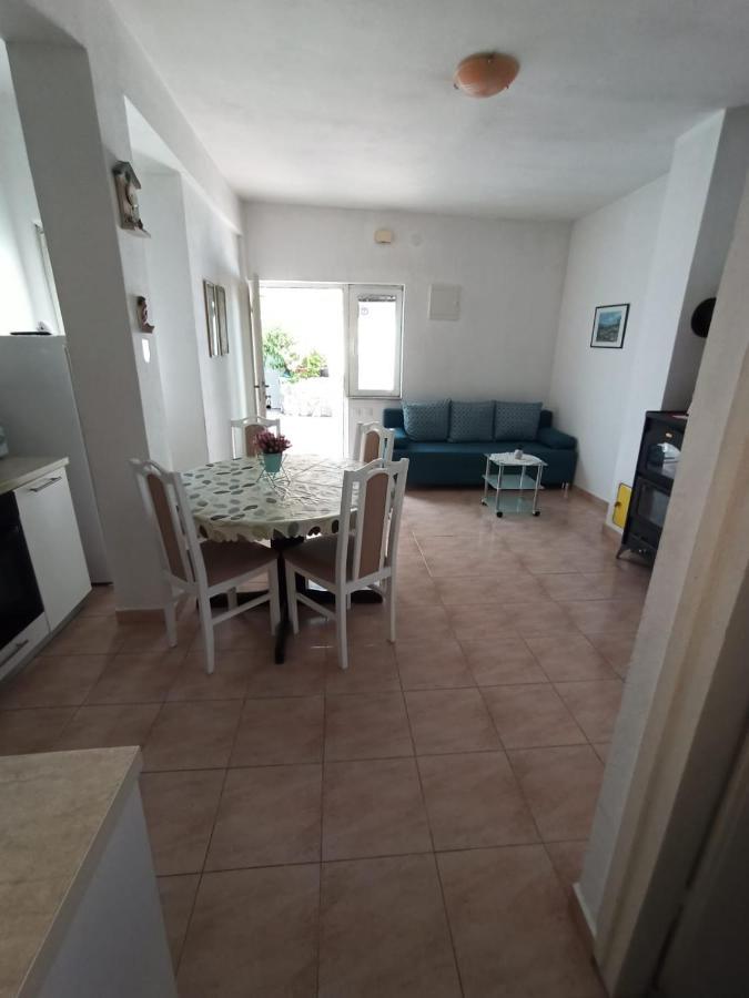 Apartman Lucija Seline Zewnętrze zdjęcie