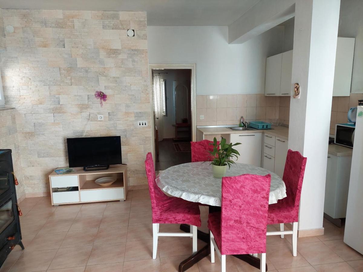 Apartman Lucija Seline Zewnętrze zdjęcie
